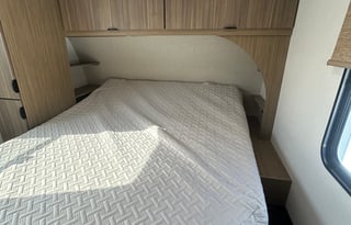 NEW & ELEGANT! 2025 Forest River RV Salem 31KQBTS