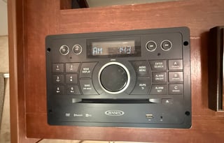 2016 Forester 3011DS/sleeps 8