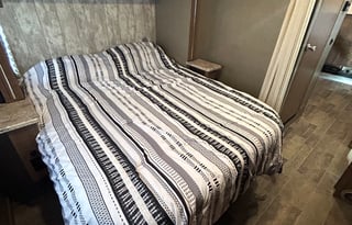 2019 Winnebago - Betty White