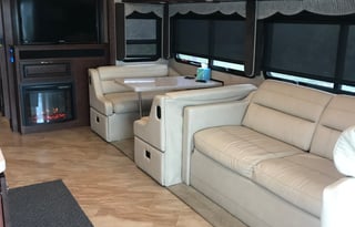 Holiday Rambler Vacationer "Holly" [AZ] w/ MBA ins