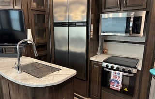 2020 Dutchmen Triton3915 Toy Hauler