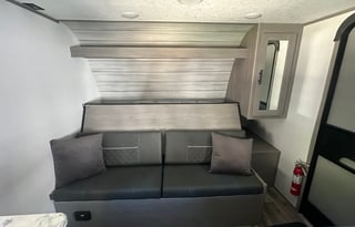 The Adventure Queen, Bunkhouse- Sleeps 6-8