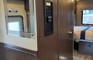 2018 Thor Motor Coach Four Winds 29G