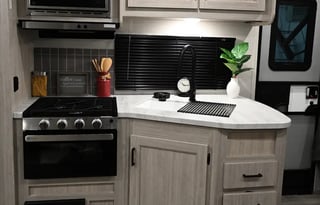 2025 BRAND NEW! Coachmen Catalina Legacy 263BHSCK