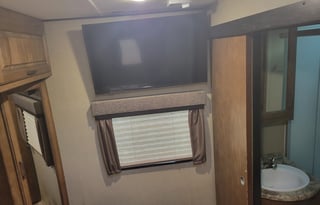 Bionic Gypsy Grand Design Reflection