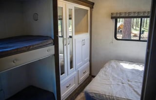 C06 - 10 Person w/ Bunk- The RV Rental Factory