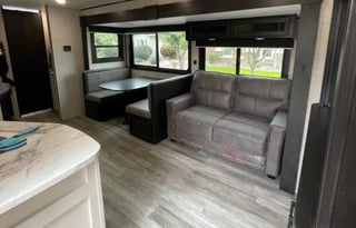 Jayco Jay Flight Baja 267BHS - Family Approved!