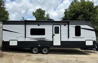 2021 Hideout 262BH Luxury Family Camper