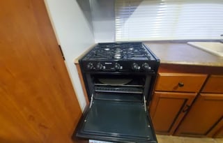 2011 Coachmen RV Freedom Express LTZ 232RBS