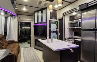 2019 Grand Design Momentum 397TH