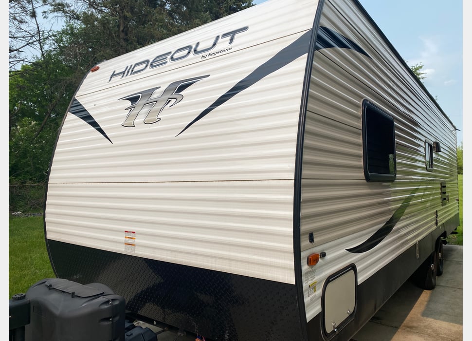Travel Trailer rentals in Pell lake