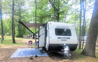 Cute loaded camper w/bunkbeds-2022KZSportsman181BH