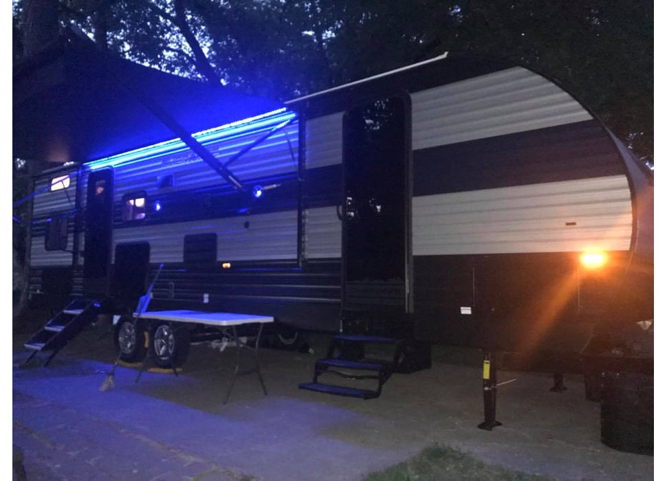 Travel Trailer rentals in Cave Junction