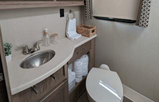 Family Getaway Ready – 2018 Jayco Greyhawk for 8