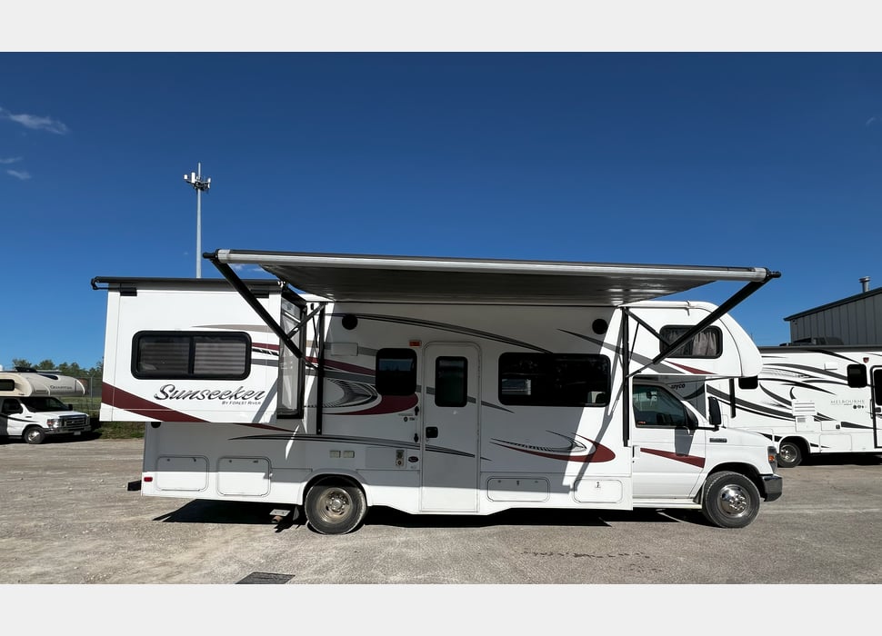 Class C Motor Home rentals in Hillsboro