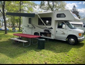 Thor Motor Coach Four Winds 21RB