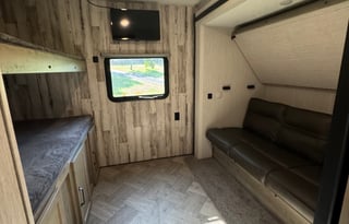 Welcome to Faith on Wheels! Pet Friendly!