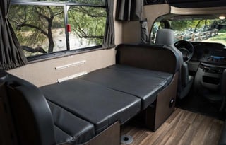 2019 RV 30ft - White - B