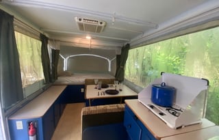 2015 Coleman The Destiny Series Sedona