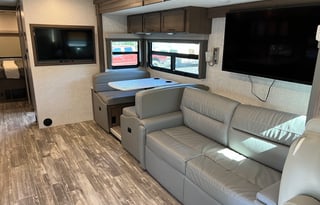 Luxury Your Way: A 5-Star Glamping Oasis