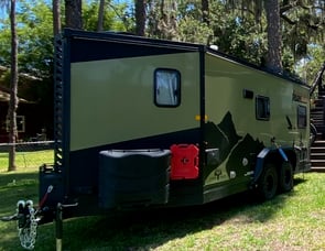 Imperial Outdoors XploreRV X22 W+