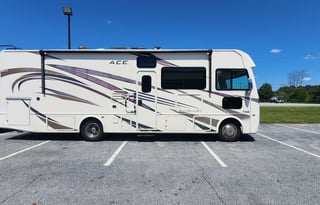 2019 Thor Motor Coach ACE 30.2