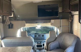 2020 Thor Motor Coach Axis 24.1