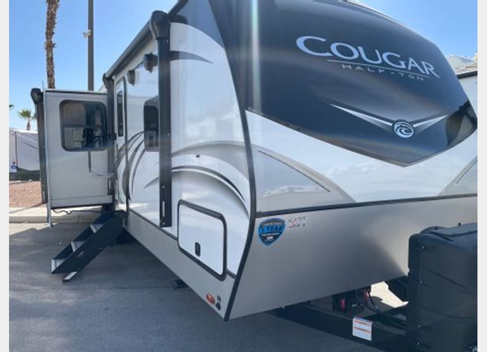Travel Trailer rentals in VISALIA