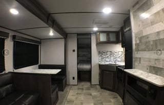 2021 Dutchmen RV Coleman Lantern Series 285BHWE