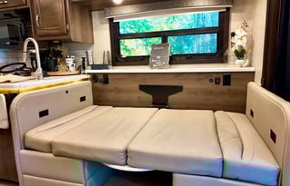 Two Tall Travel Luxury 2022 Entegra Vision 27A