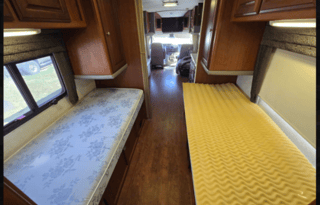Easygoing 2013 Phoenix Cruiser 2700