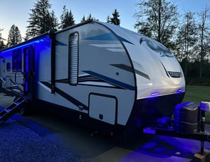 Forest River RV Cherokee Alpha Wolf 26RK-L
