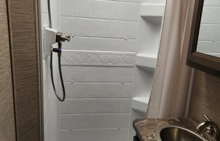 Grand Canyon Dreams? We've Got Your RV!