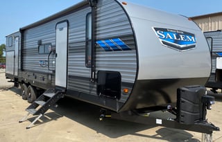 2022 Franklin Family RV - We Deliver & Setup !