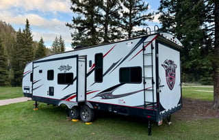2019 Cruiser Stryker ST-2916 w/paddle boards!