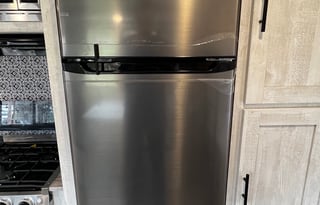 Fully Stocked, Double Bunk | Sleeps 6-8 | 2022 RV