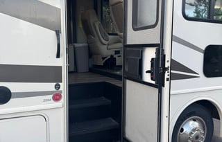 2019 Fleetwood RV Flair 29M
