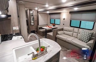 2021- "KIND" Gulf Stream RV Kingsport 279BH