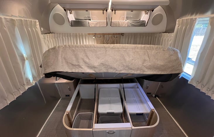 Storage under queen size bed