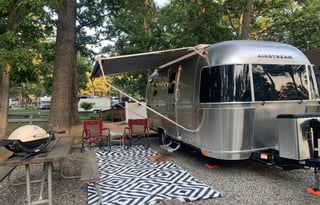 Wahoo! 2021 Airstream RV Caravel 20FB