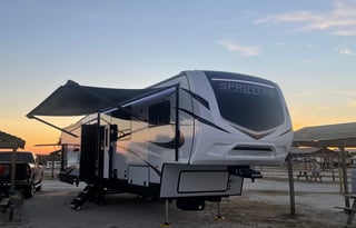 2022 Keystone RV Sprinter 3570FWLFT