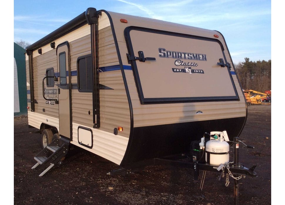 Pop-up Camper rentals in Rockford
