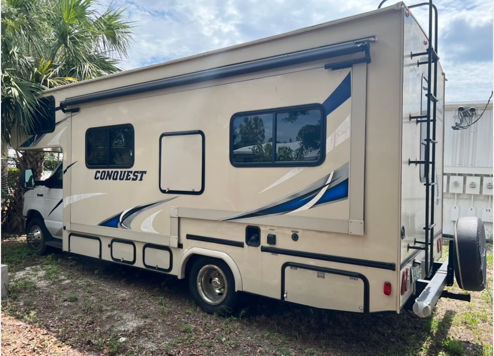 Class C Motor Home rentals in Lutz