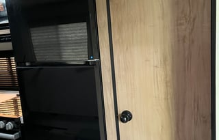 Toy hauler and pet friendly rv!