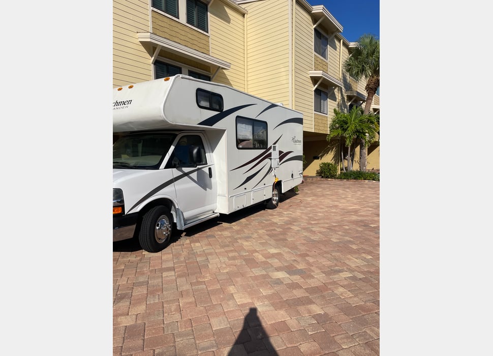 Class C Motor Home rentals in Bowling Green