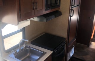 2014 Forest River RV Sunseeker 2300 Ford