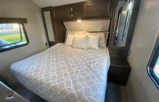 Fully Stocked 2019 Grey Wolf Bunkhouse delivery!