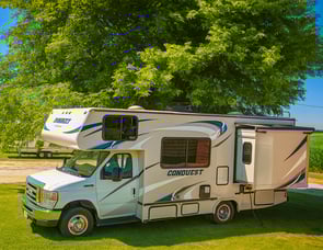 Gulf Stream RV Conquest Class C 6237LE