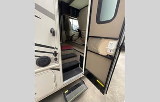 2018 Thor Motor Coach ACE 30.3
