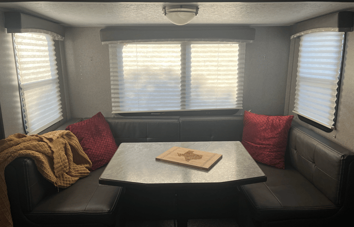 Kitchen Table (table can be moved)